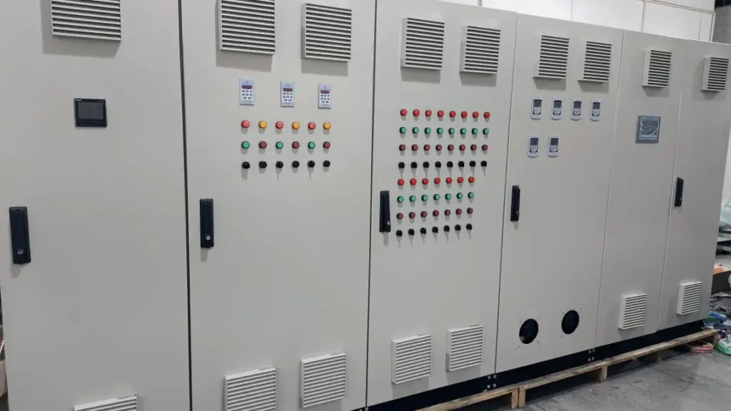 painel de comando elétrico para galpão